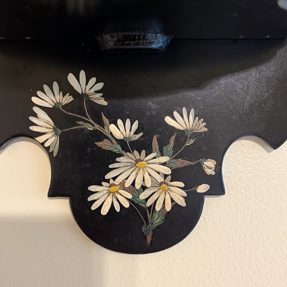 Antique black lacquered hand painted wall mirror shelf - Picture 3 of 7